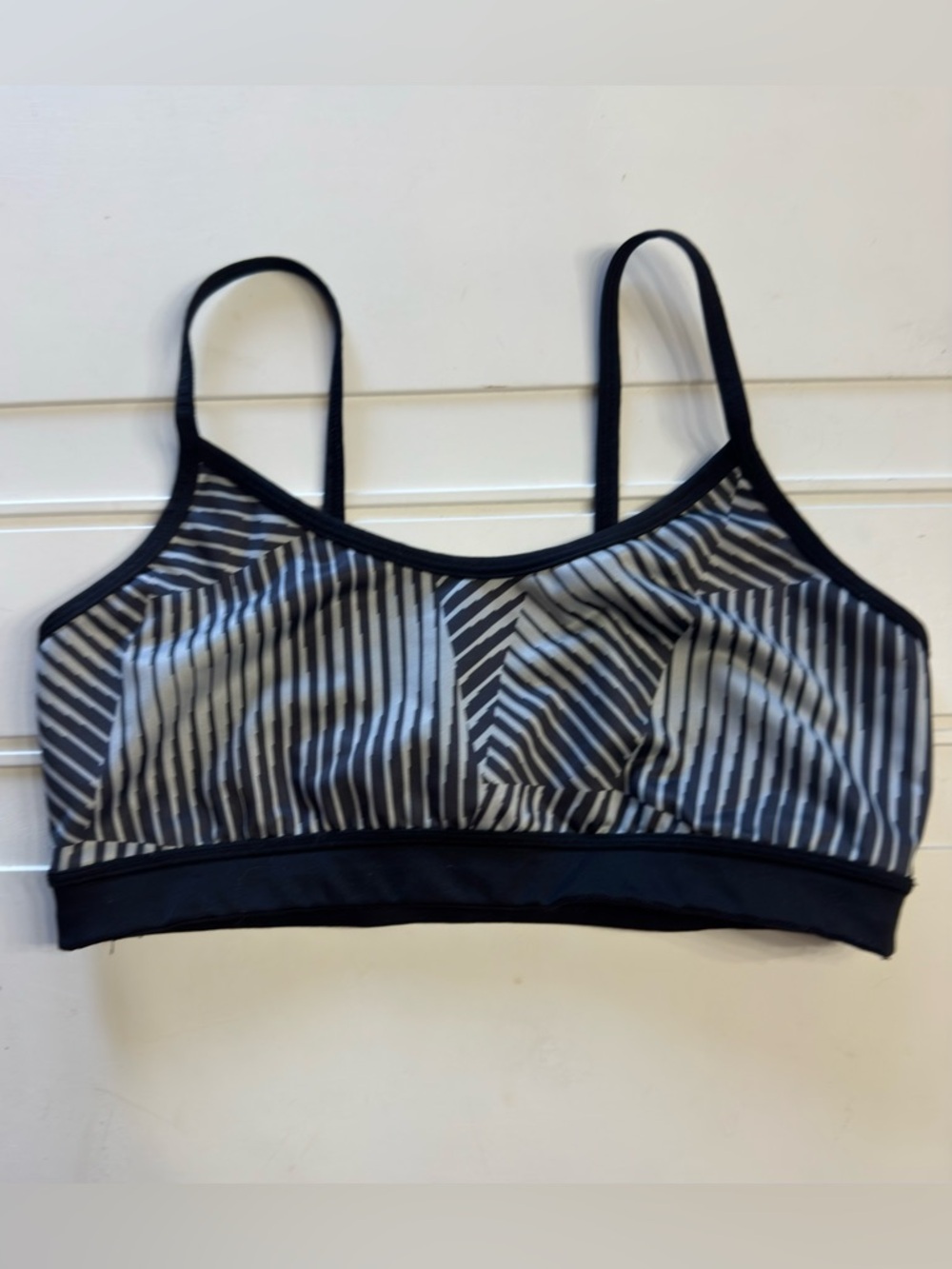 Z by Zella Womens Sz M Black Pink Geometric Unpadded Sports Bra Athletic - Picture 1 of 5